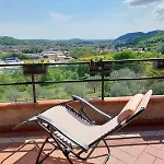 Scenic Sandrini Апартаменты *