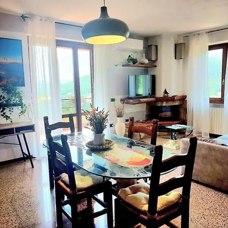 Scenic Sandrini Apartman *
